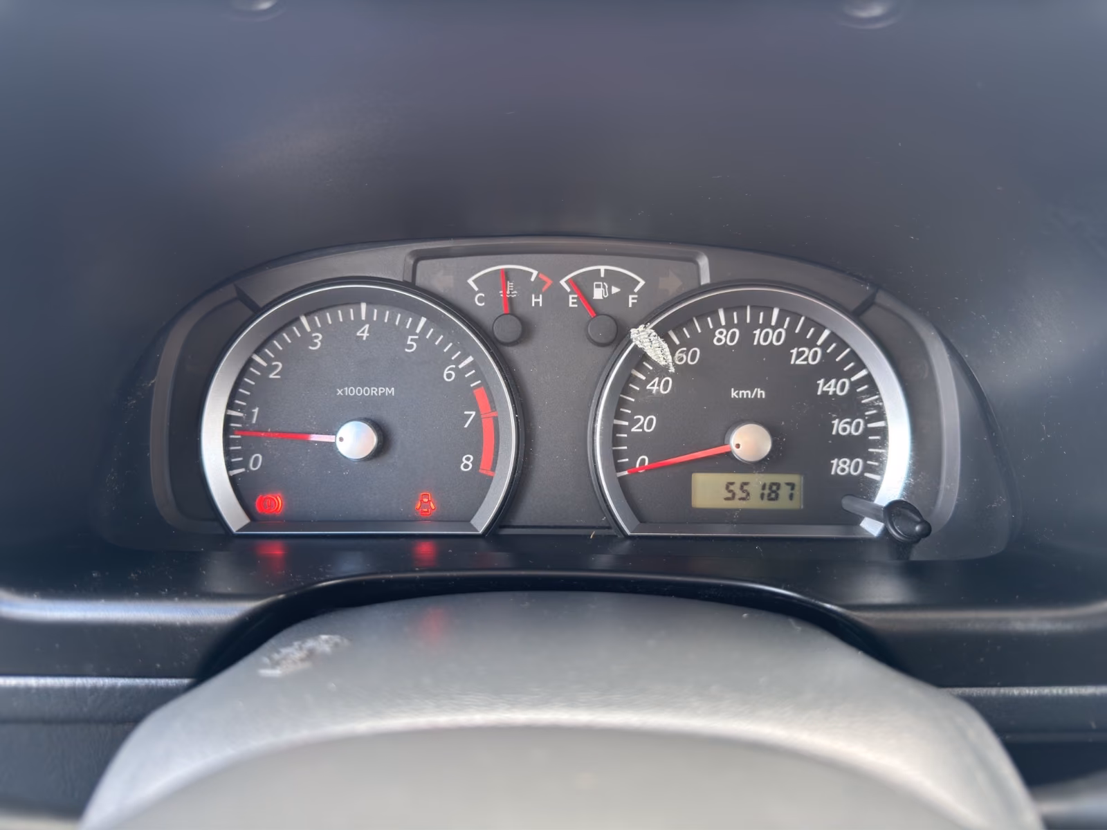 SUZUKI JIMNY 1.3 VVT 86ch 4X4 - CONFORT - ATTELAGE - SIÈGES CHAUFFANTS - PNEUS 4 SAISONS - BARRES DE TOIT