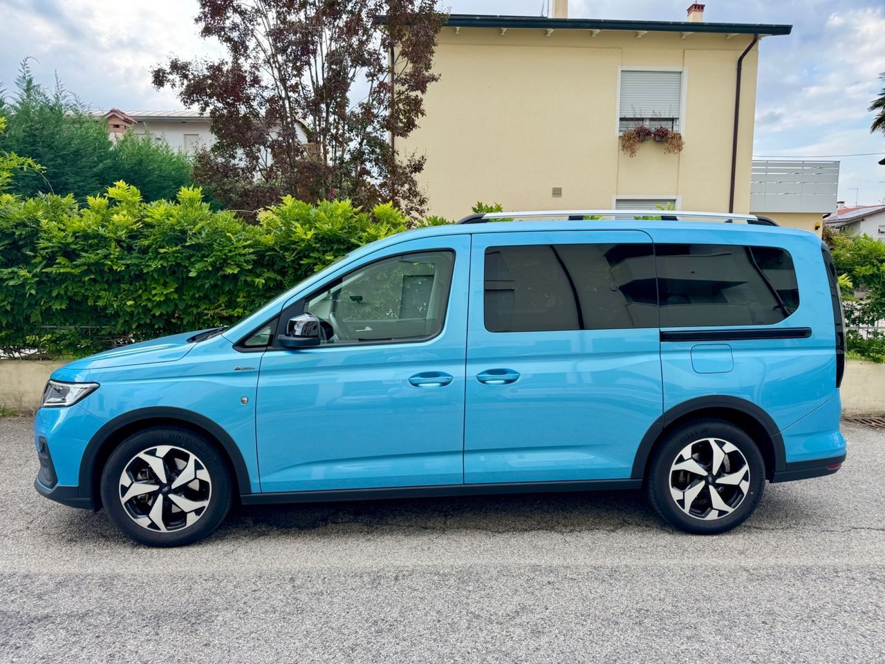Other Ford Tourneo Connect Grand 1.5 EcoBoost 114 CV A imagem 3