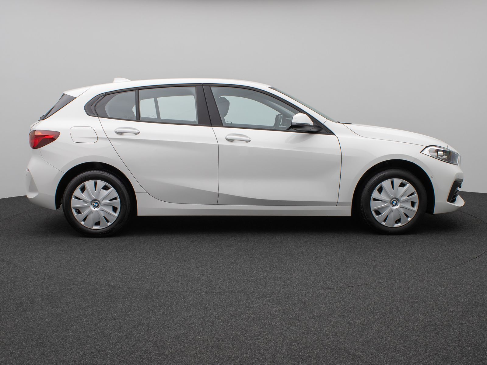 Fahrzeugabbildung BMW 116i Aut PDC DAB CockpitPro Limit NotbremsAssist