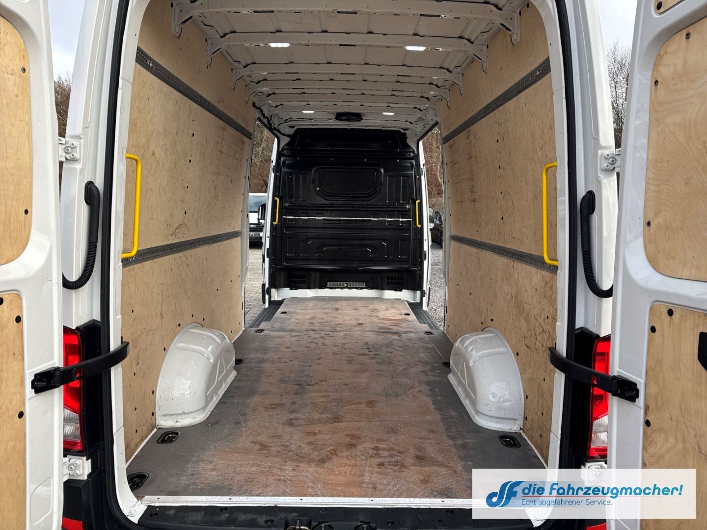 Fahrzeugabbildung Volkswagen Crafter Kasten 35 MAXI 2xSchiebetür lang hoch KA