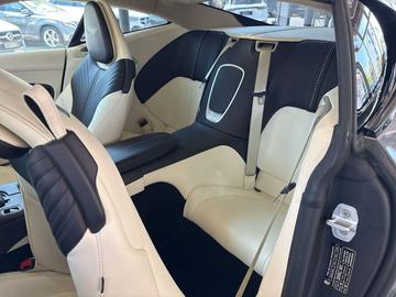 صورة مصغرة 12 لـ 2016 Aston Martin DB11