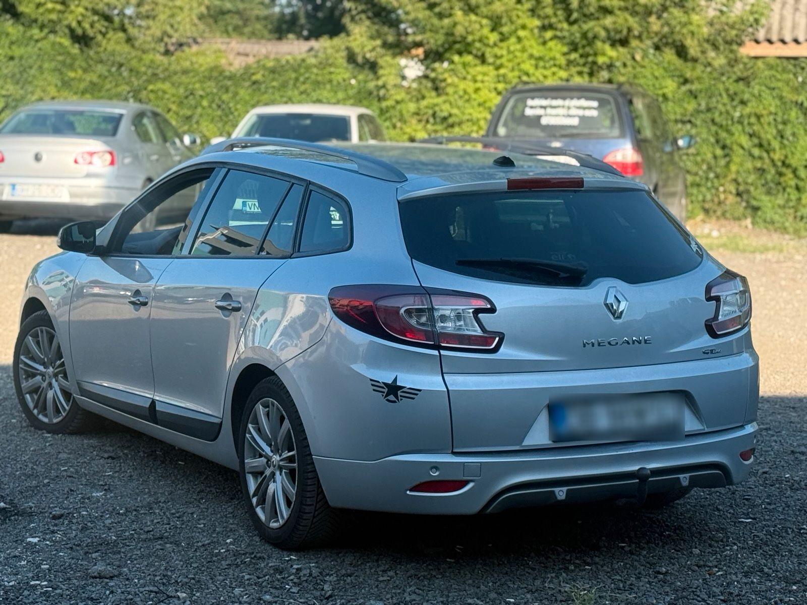 Renault Megane 2015 — engine 131 HP (96kW)