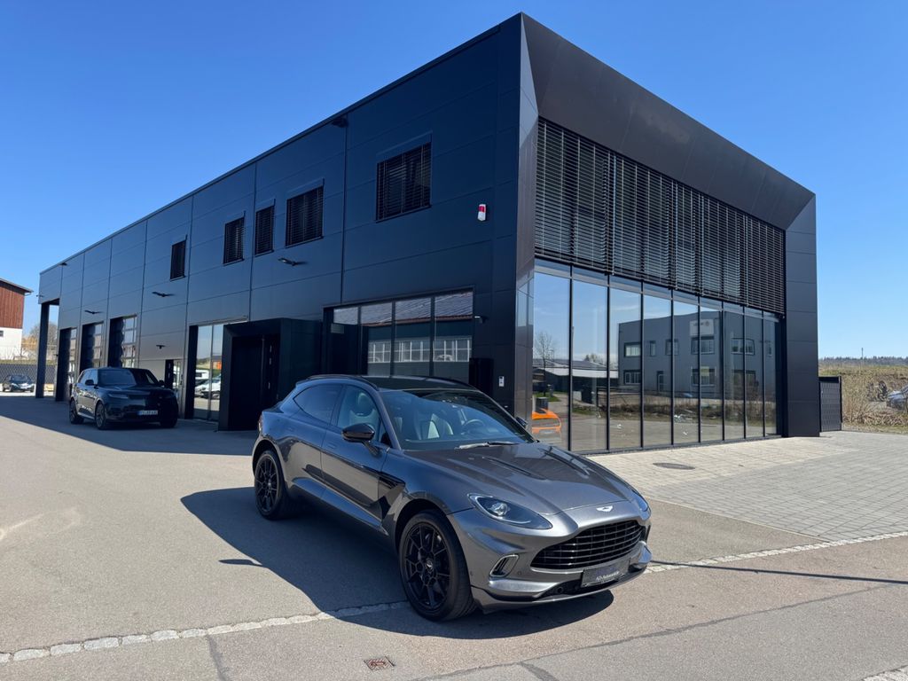 Aston Martin DBX