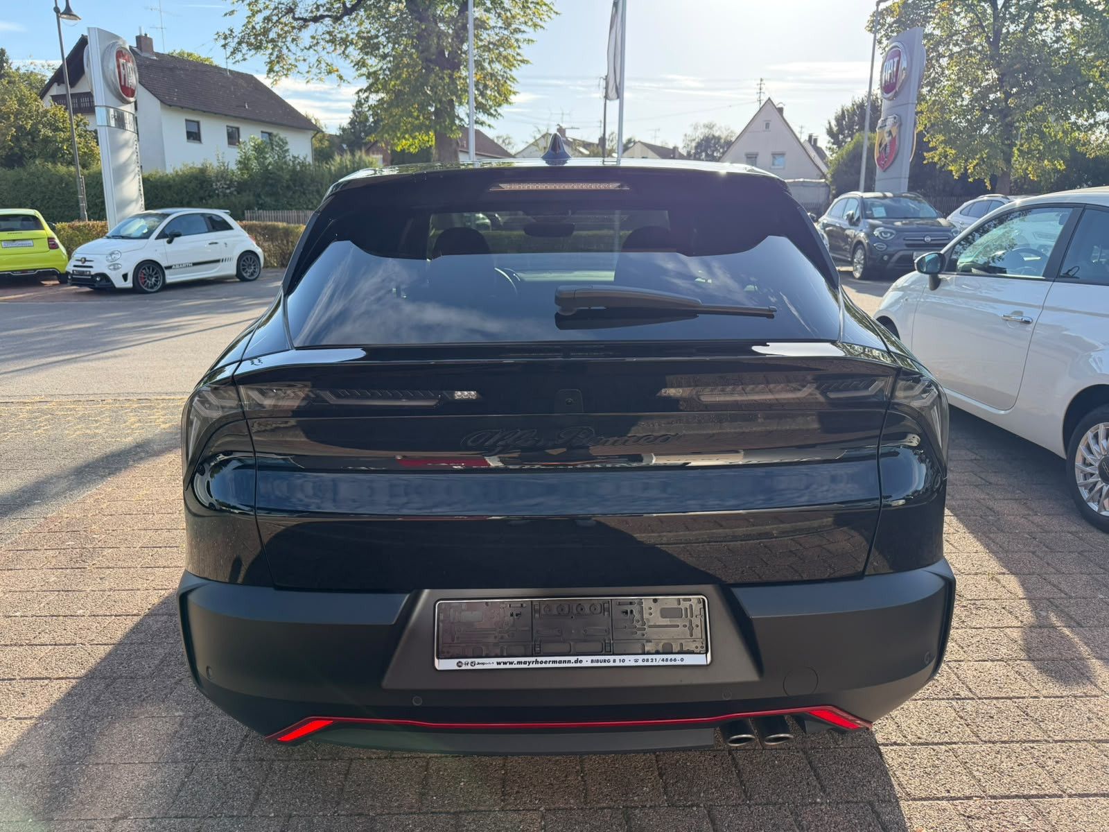 Fahrzeugabbildung Alfa Romeo Junior Ibrida 1.2 VGT 48V-Hybrid 100 kW Speciale