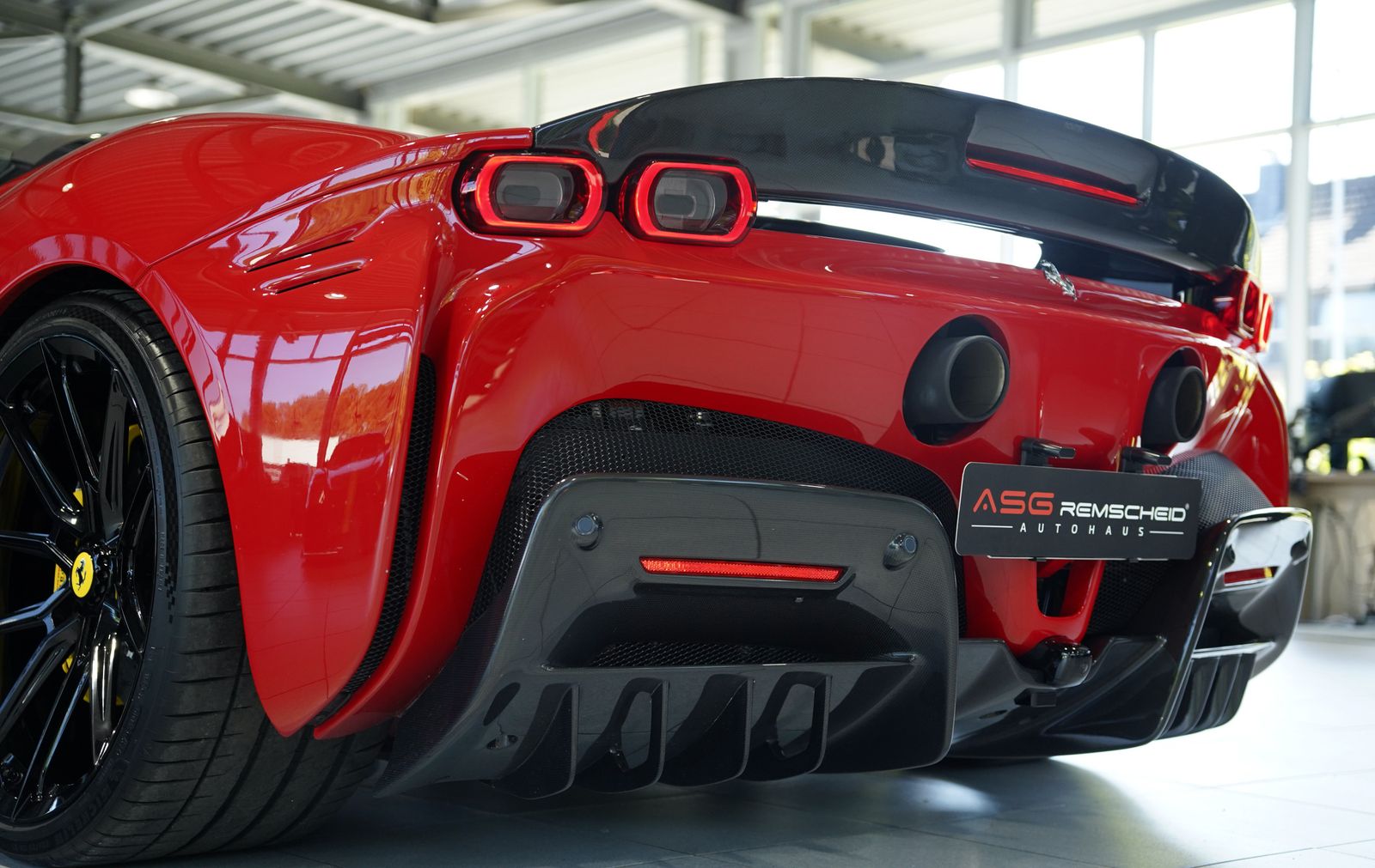 Ferrari Sf90