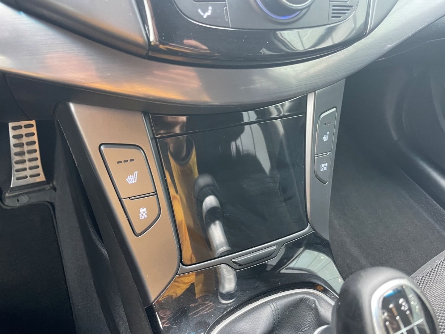 Fahrzeugabbildung Hyundai i40 cw Style Kamera Klima Tempomat Navi SHZ DAB