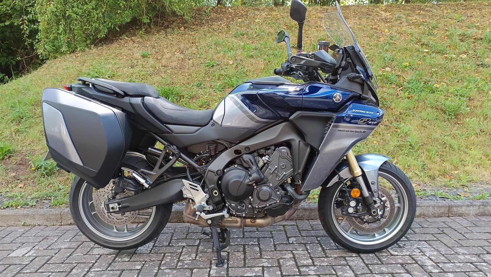 Yamaha Tracer 9 GT+ Y-AMT YAMT