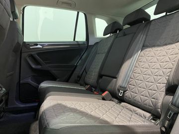 Volkswagen Tiguan - 7