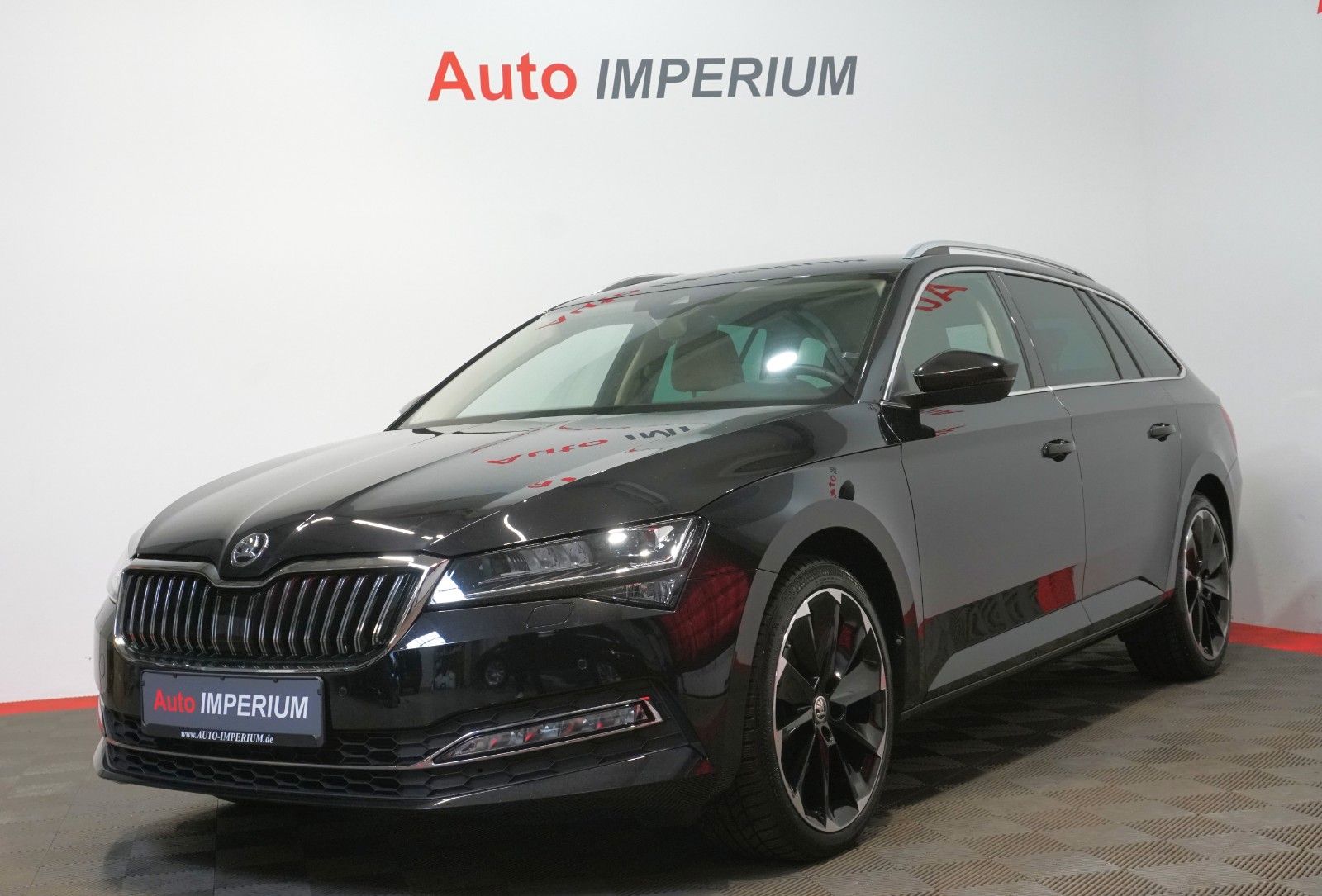 Skoda Superb Combi Style 2.0 TSI ACC RfK Matrix Leder