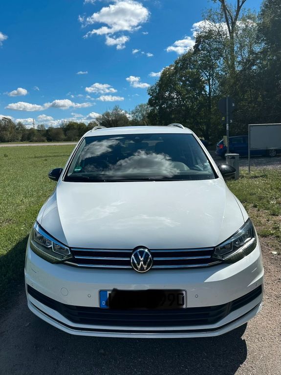 Image of Volkswagen Touran