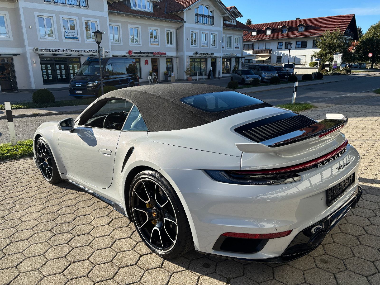 Porsche 992 911 TURBO S CABRIO SPORTDES SPORTABGAS VIEW foto 3