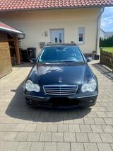 Mercedes-Benz 200 - Mercedes-Benz 200 aus 2007