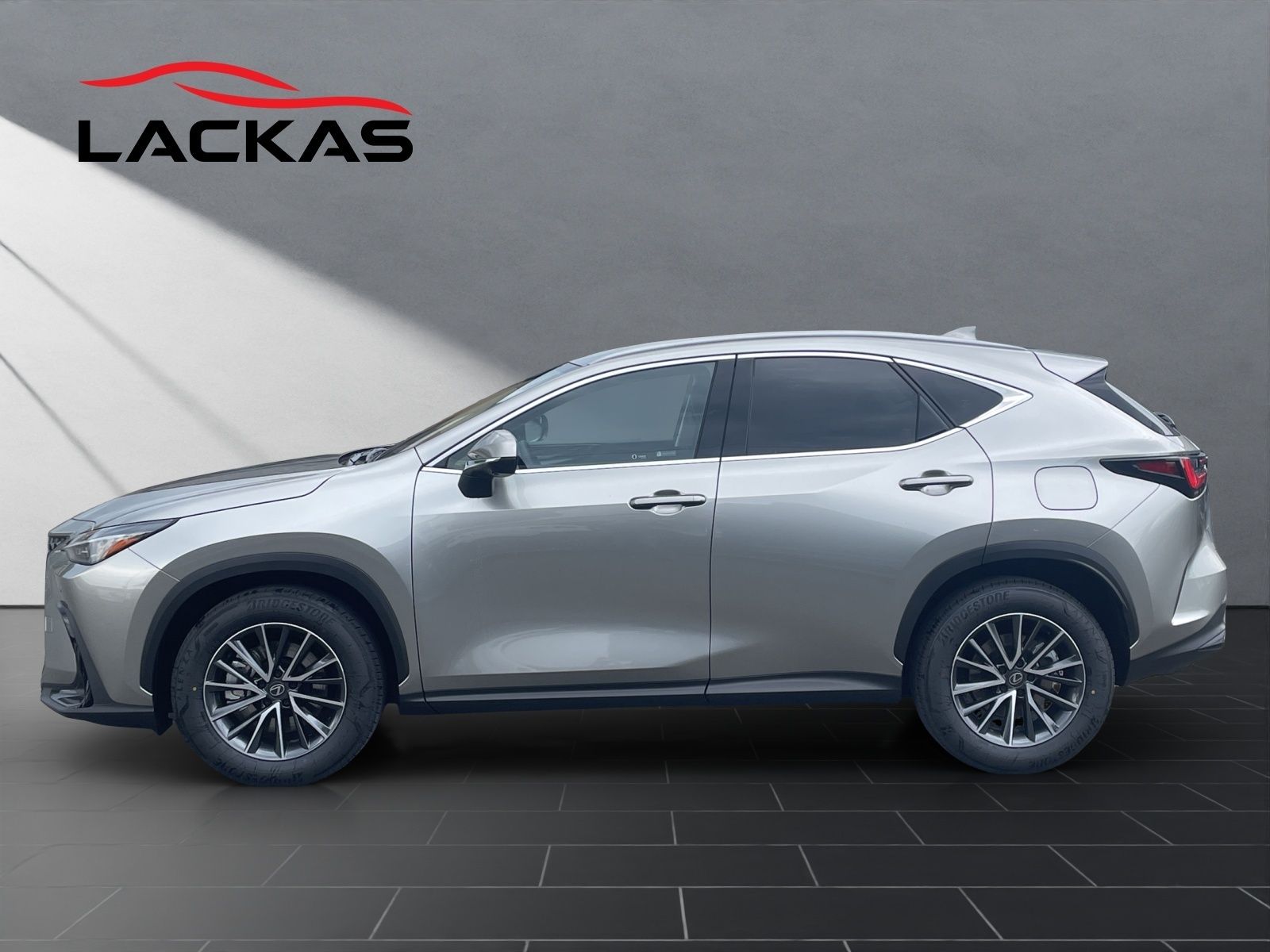 Lexus NX 450h + Business 4x4+SITZBELÜF.+SHZ hinten+360 imagem 2