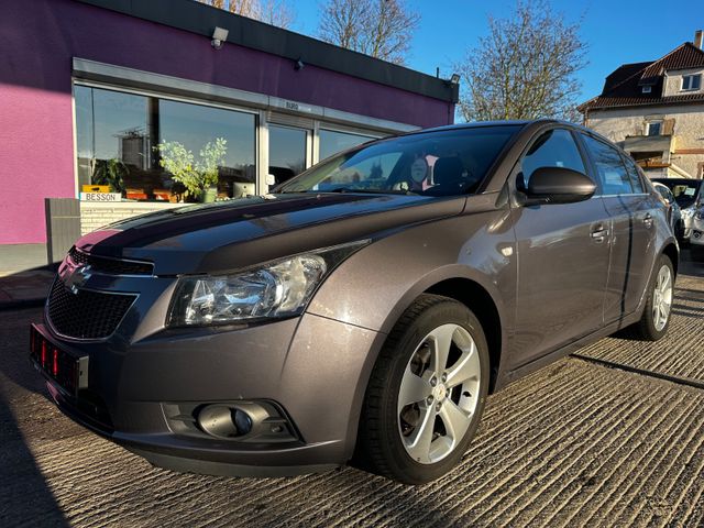 Chevrolet Cruze Hatchback 1.8 LTZ "HU/AU+Service+Garantie"