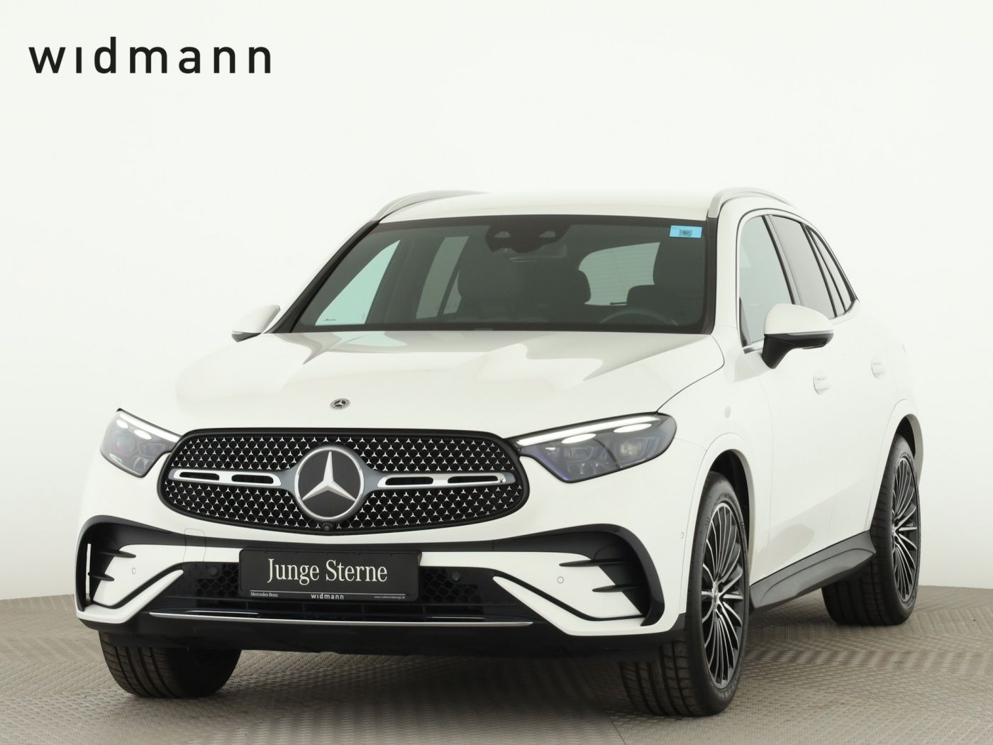MERCEDES-BENZ GLC 300 d 4M AMG*AHK*Distronic*Digi-Light*360°K*
