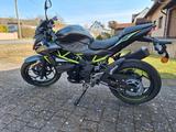 Kawasaki Z125 - wie neu - nur 712km gefahren - KAWASAKI K 125