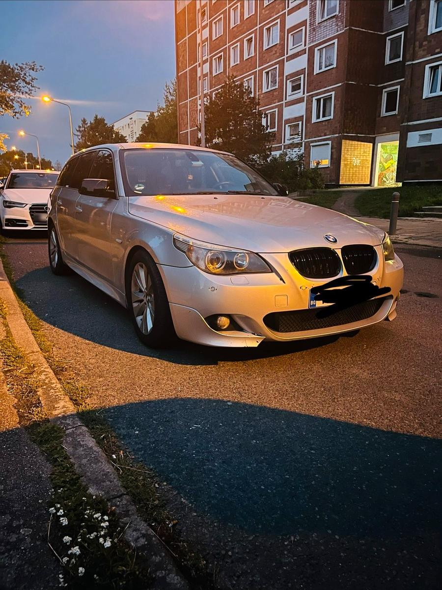 BMW 525