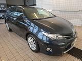 Toyota Auris Touring Sports 1,33-l-Dual-V Edition - Toyota Auris Touring Sports aus 2015