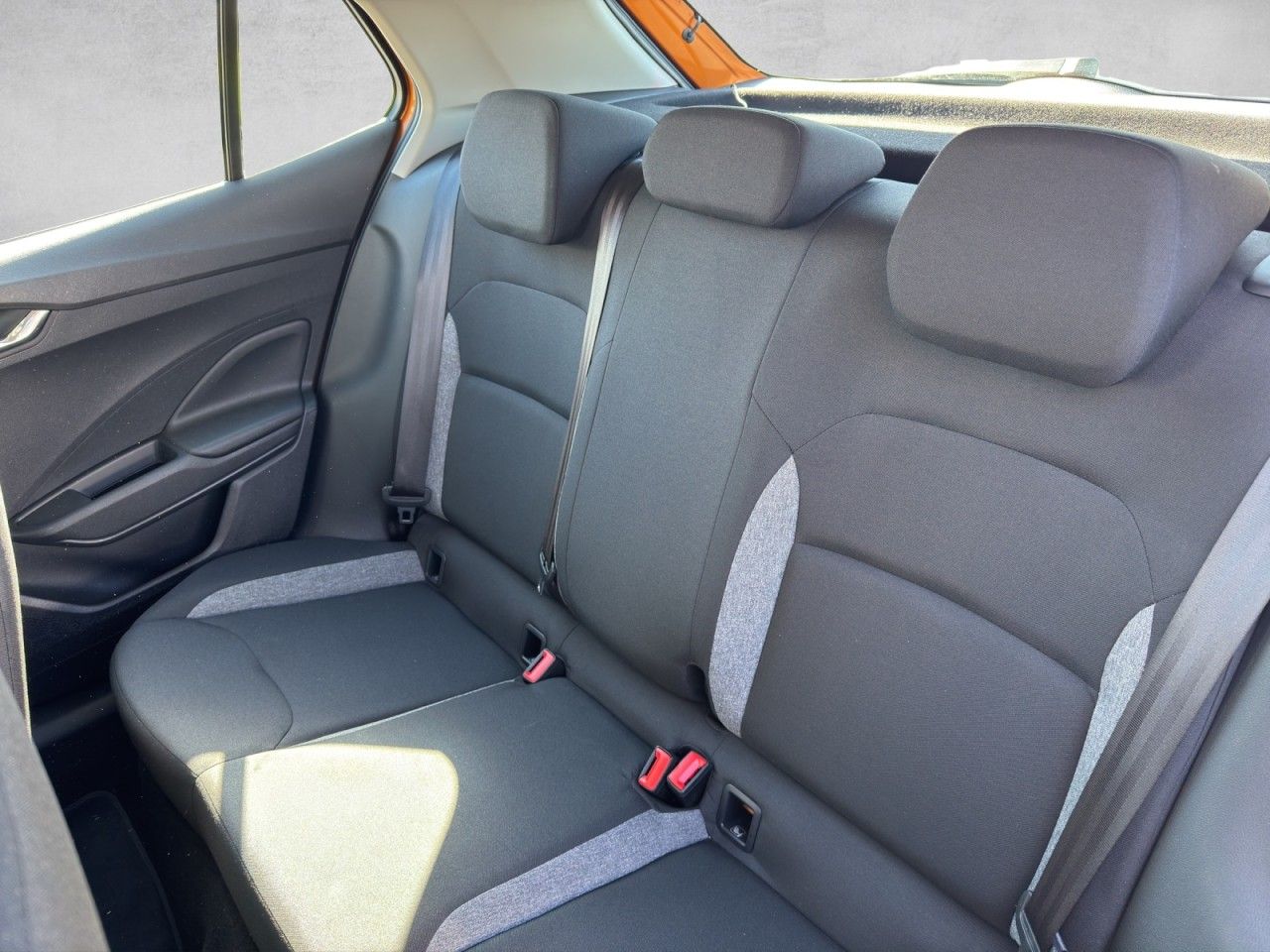 Fahrzeugabbildung SKODA Fabia Active Klimaanlage Sonderlackierung