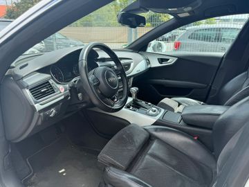 Audi A7 - 8