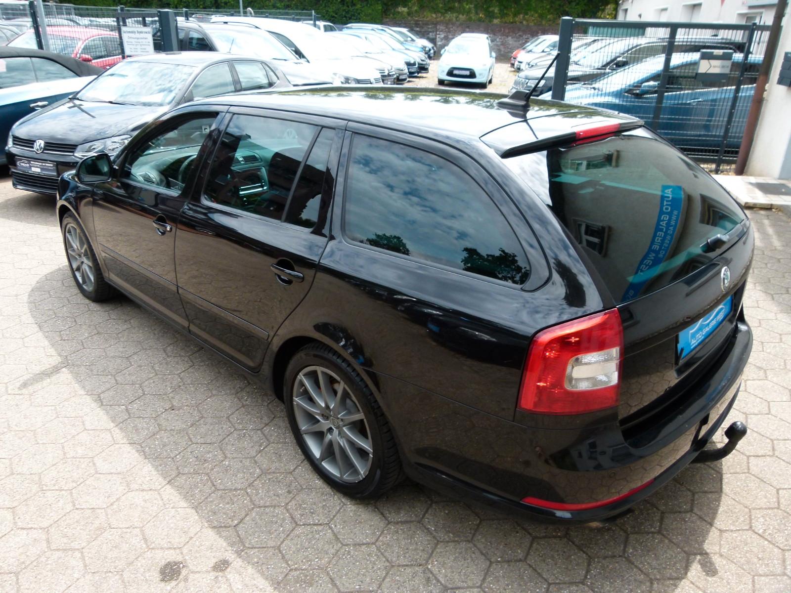 Skoda Octavia 2011 — photo 33