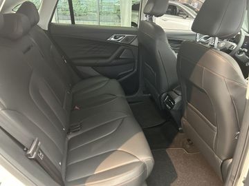 MG HS HEV Luxury