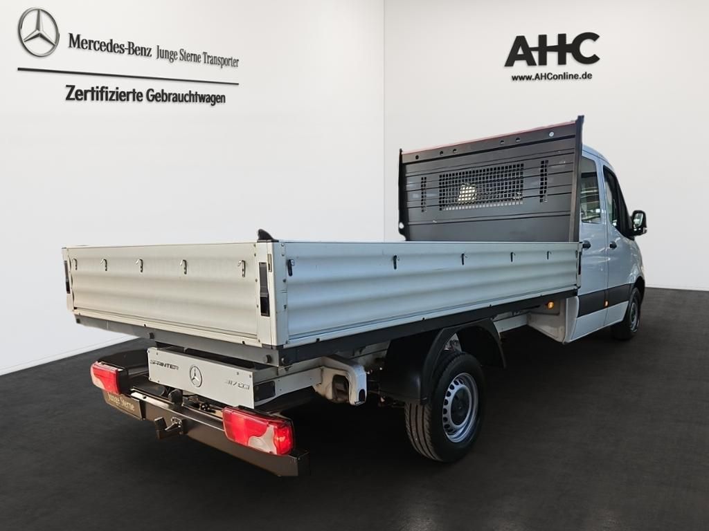 Fahrzeugabbildung Mercedes-Benz Sprinter 317 DOKA Pritsche 7 Sitze 3,5t AHK STHZ