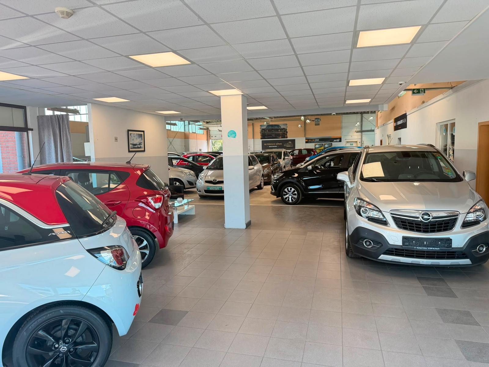 showroom-image-main