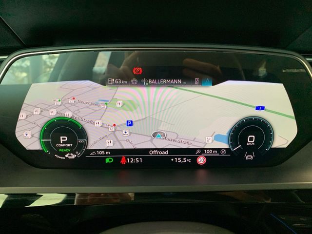 Q8 Sportback e-tron S-LINE QUATTRO +LED+AHK+HUD+