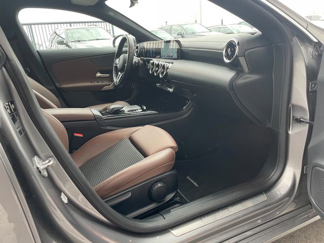 Mercedes-Benz CLA 180 d Sport|NAVI|LED-Scheinwerfer|Automatik
