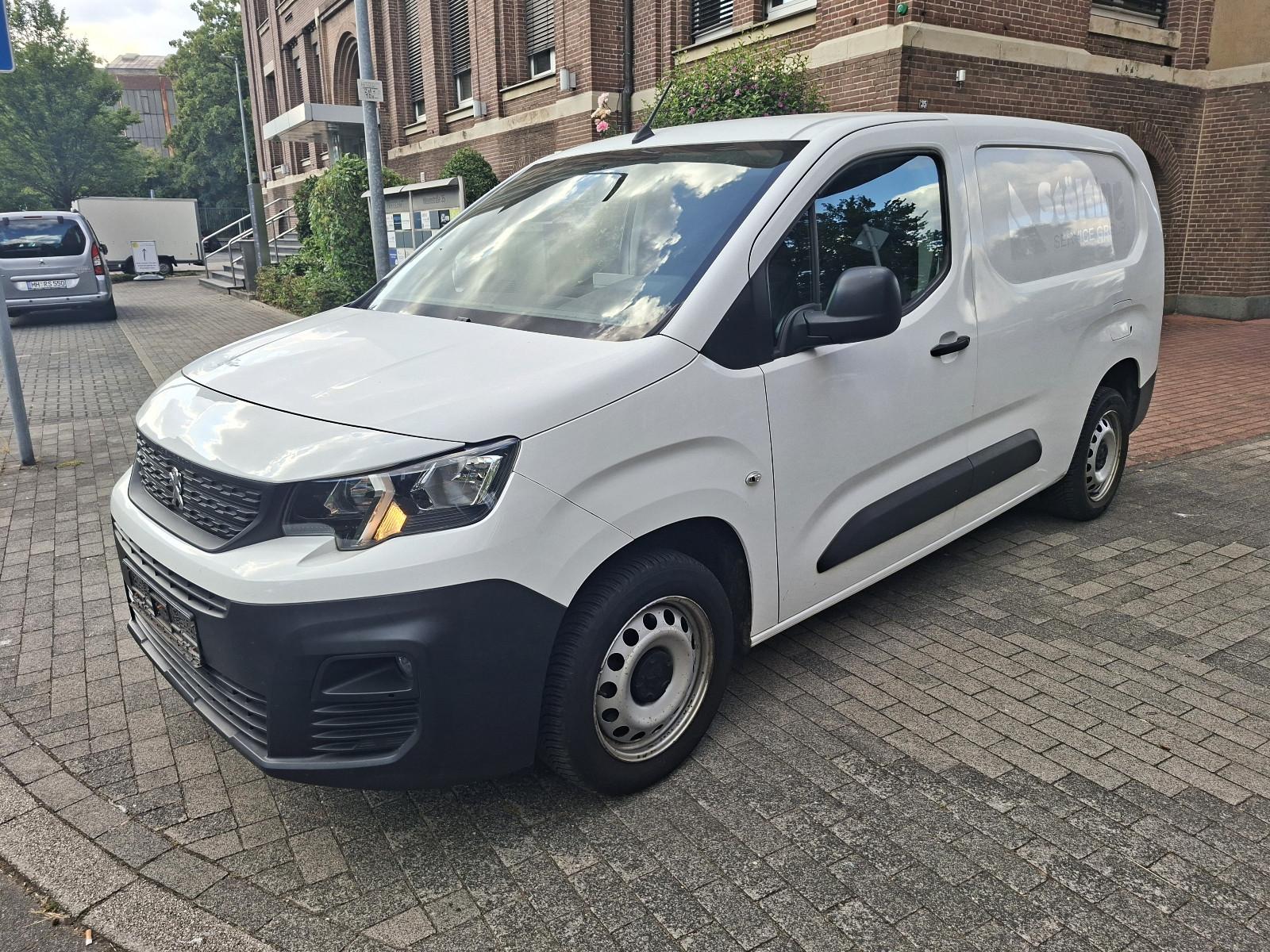 Peugeot Partner Premium L2 Avantage 1.Hand Navi Klima