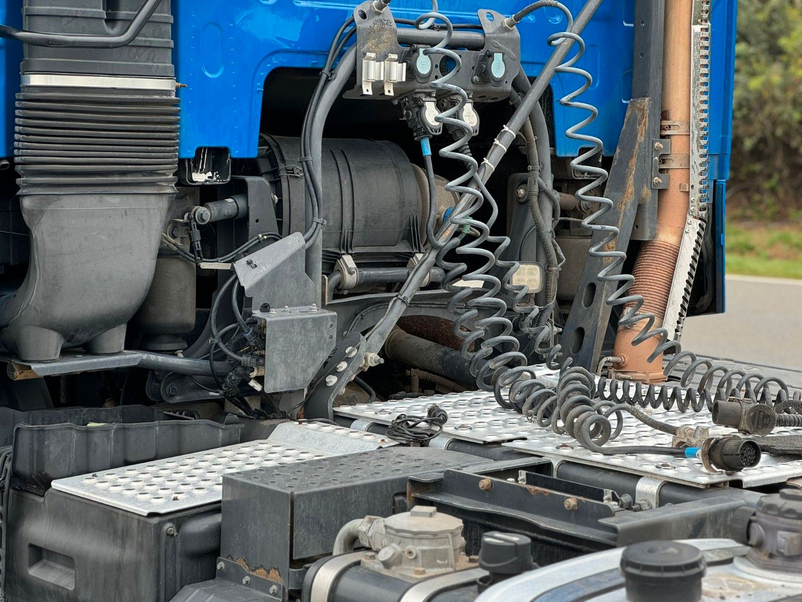 Fahrzeugabbildung Volvo FH 500 4x4H BL SA mit 2-Kreis-Hydraulik