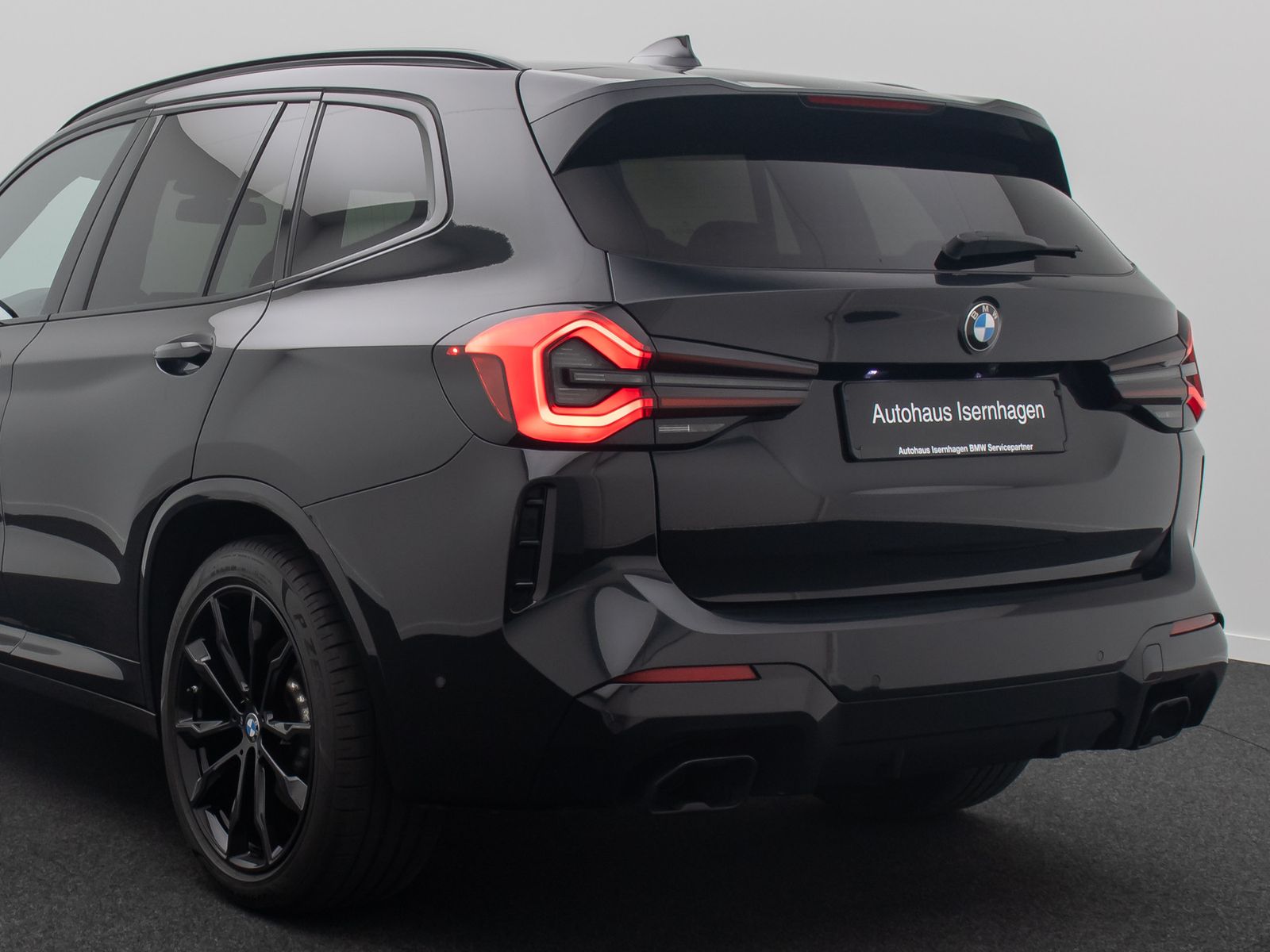 Fahrzeugabbildung BMW X3 M40d Laser HUD DAB Komfort Kamera HiFi 20Zoll