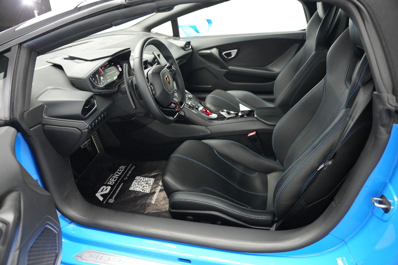 Fahrzeugabbildung Lamborghini Huracán/SPYDER/LIFT/KAMERA/LP610/KERAMIK/