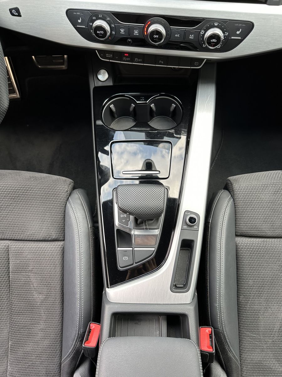 Fahrzeugabbildung Audi A4 Avant 40 TDI Quattro S-Line NAV+LED+KAMERA+SH