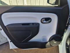 Fahrzeugabbildung Renault Twingo Limited 1.0 SCe 70 Tempo PDC Klima Faltd.