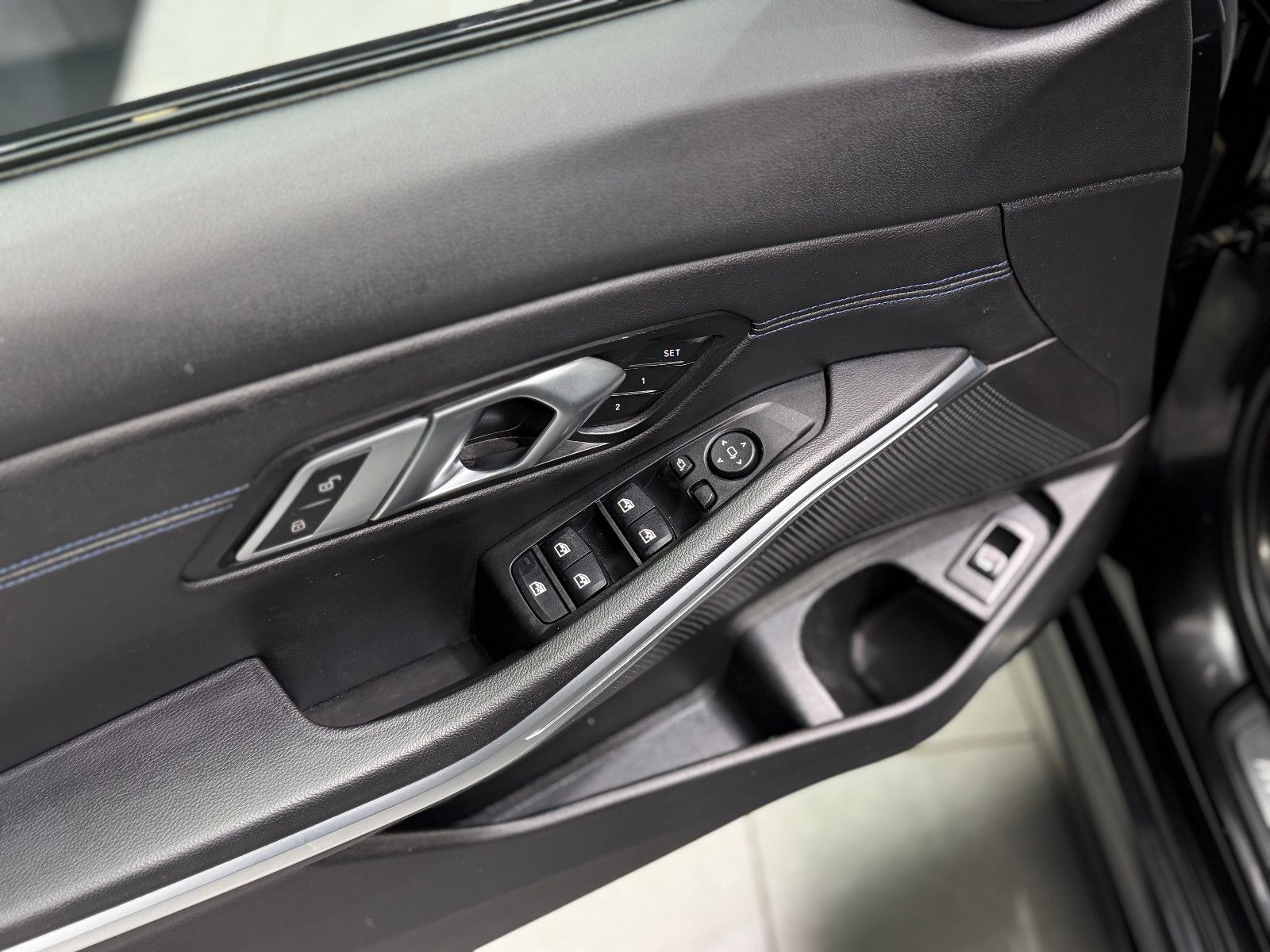 Fahrzeugabbildung BMW M340 i xDrive Touring |FACELIFT|HIFI|AHK|