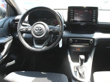 Toyota Yaris - 12