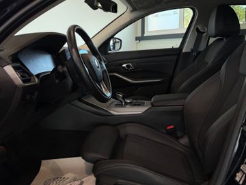 BMW 318 - 12