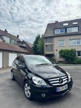 Mercedes-Benz B 170 - - Mercedes-Benz B 170 in Duisburg