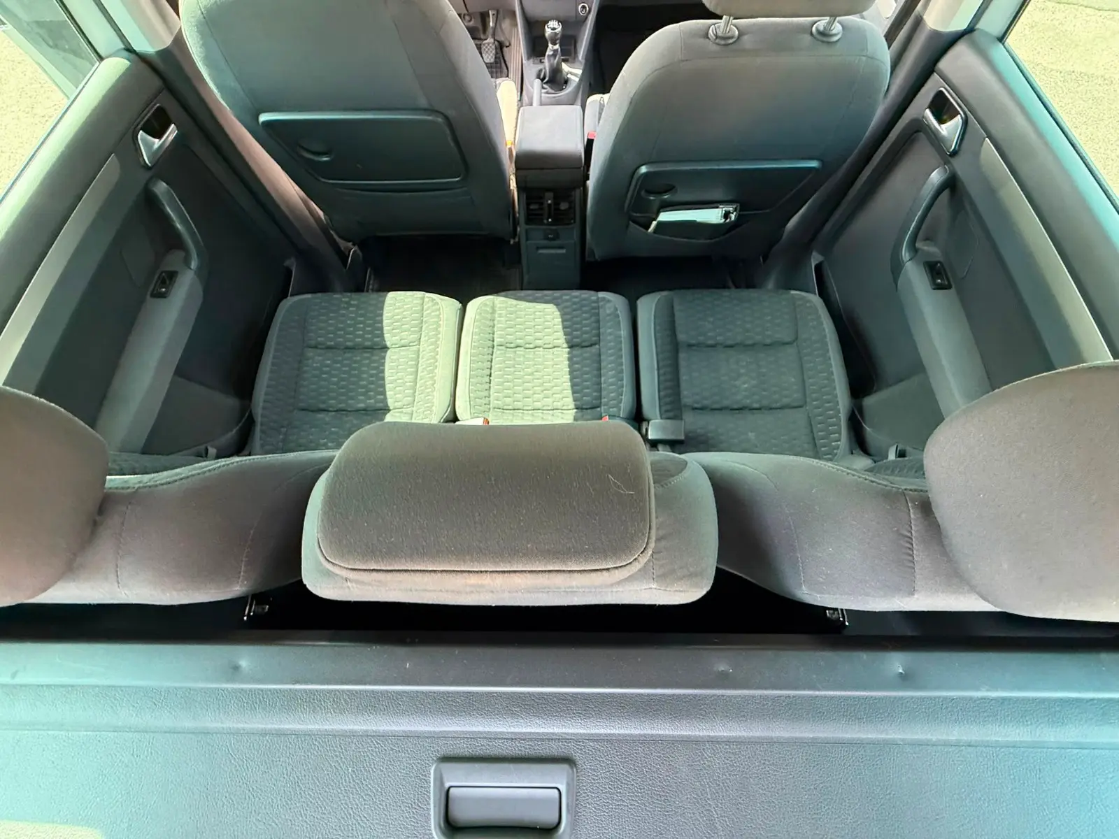 Volkswagen Touran 2007 — photo 26