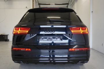 Audi Q7 - 8