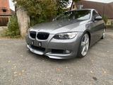 BMW 325I E92 COUPE=NAVI=LEDER=GSHD=M-PAKET=ALU 17 - BMW 325 Coupé 325i m paket mit Benzin-Antrieb