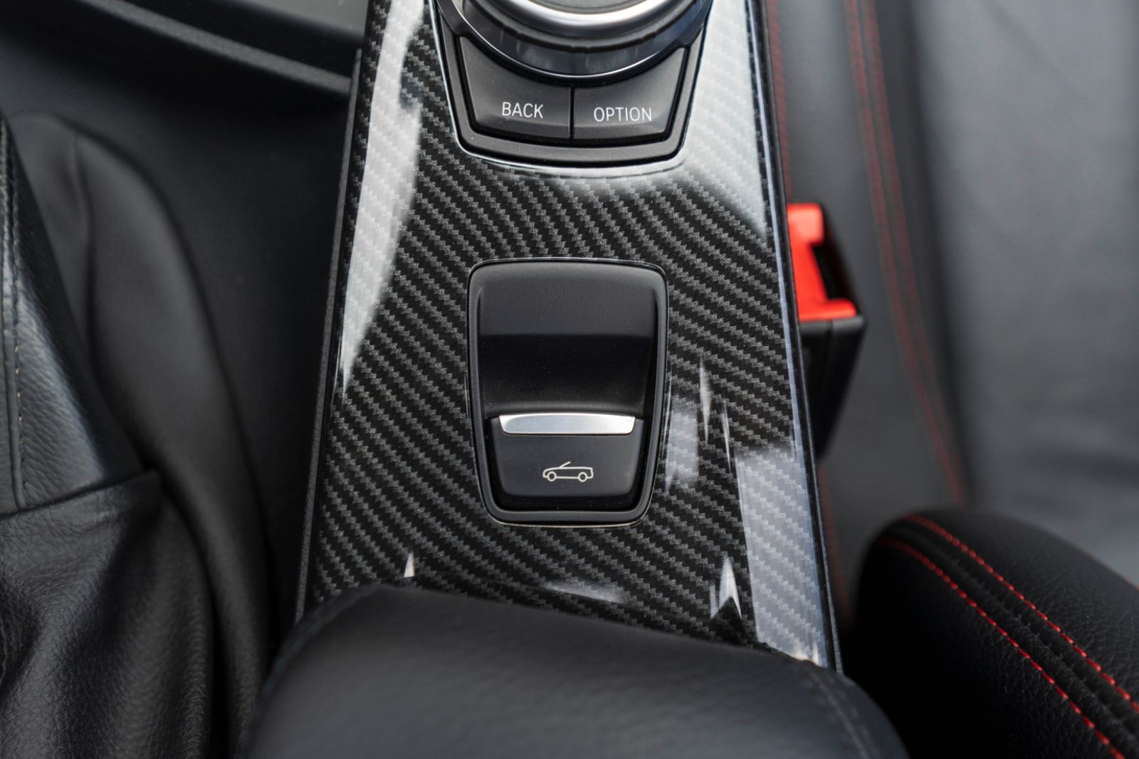 Fahrzeugabbildung BMW 430I Kabrio M-Performance H&K LED HUD CARBON KAM