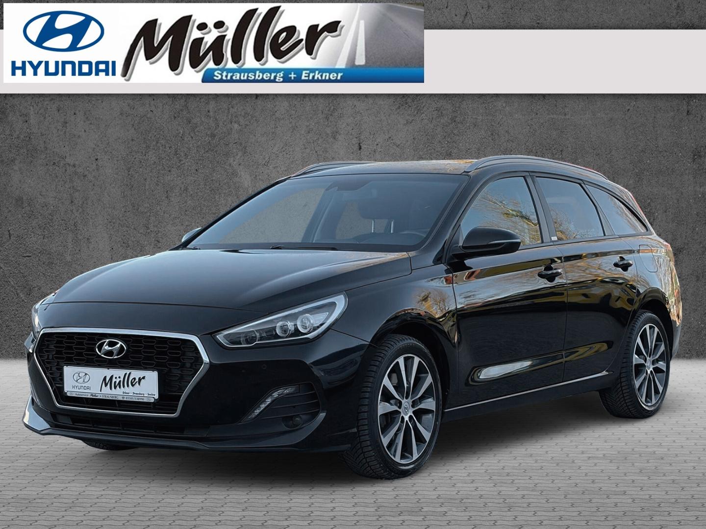 Hyundai i30 1.6 CRDi YES! Plus Automatik Navi LED