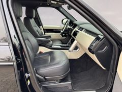 Fahrzeugabbildung Land Rover Range Rover SDV8 VOGUE PANO HUD ACC MERIDIAN