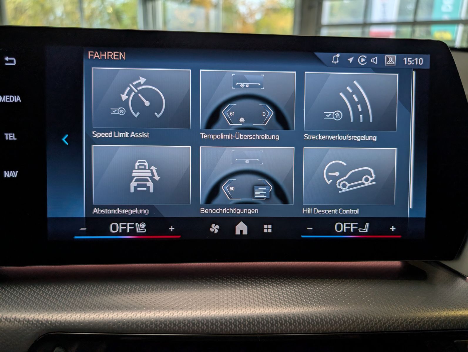 Fahrzeugabbildung BMW X1 23 i xDrive M-Sport H/K Pano Innov AHK Ad-LED