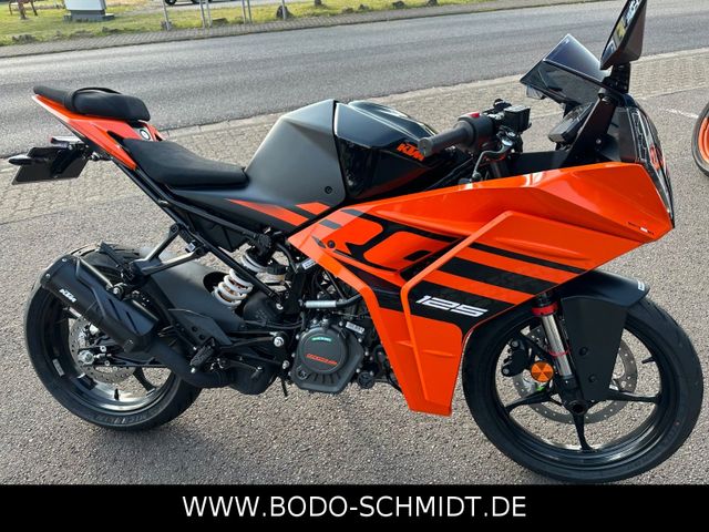 KTM RC 125 2024 beide Farben