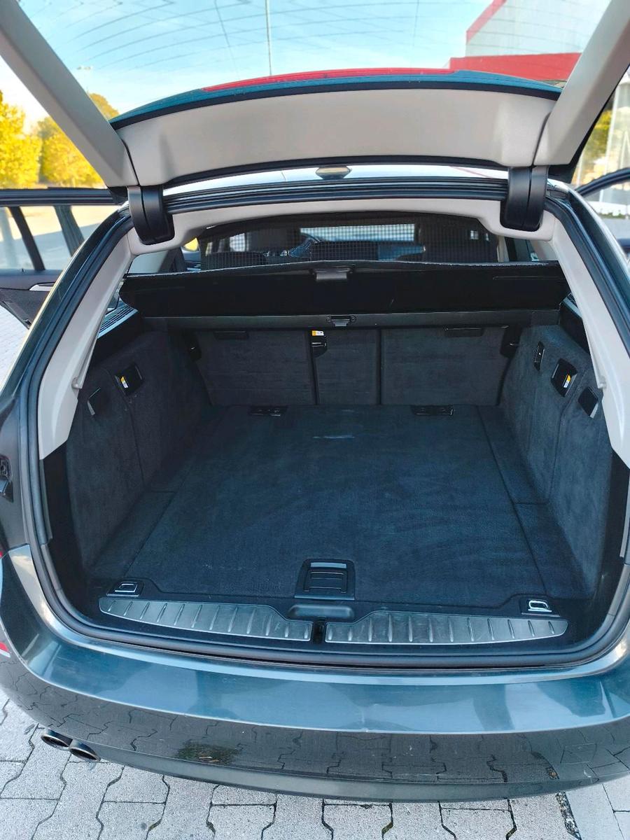 BMW 520 2011 — photo 8