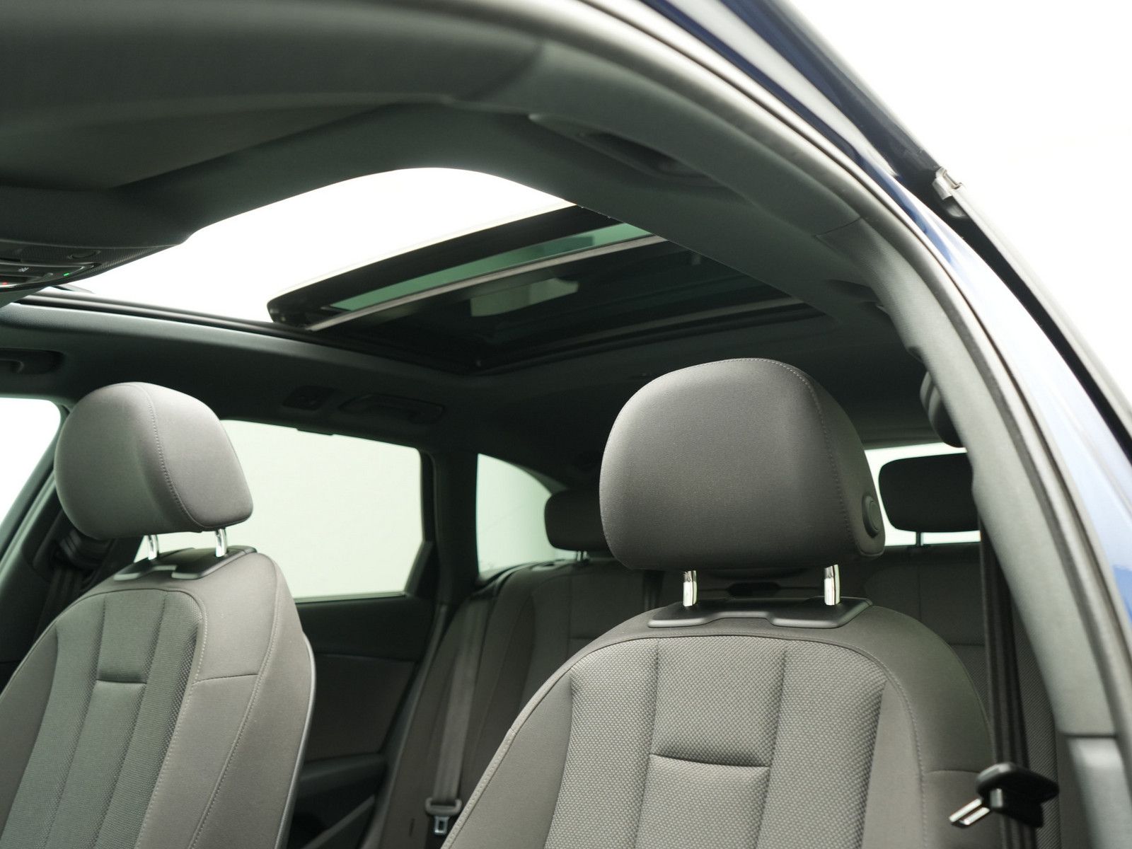 Audi A4 - Bild 13